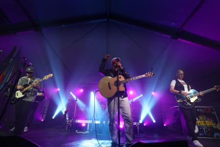 CERKNIŠKA NOČ 06 FLIRT FOTO LJUBO VUKELIČ